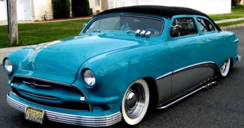 Sedan in Glendale, United States 1 - 17945814