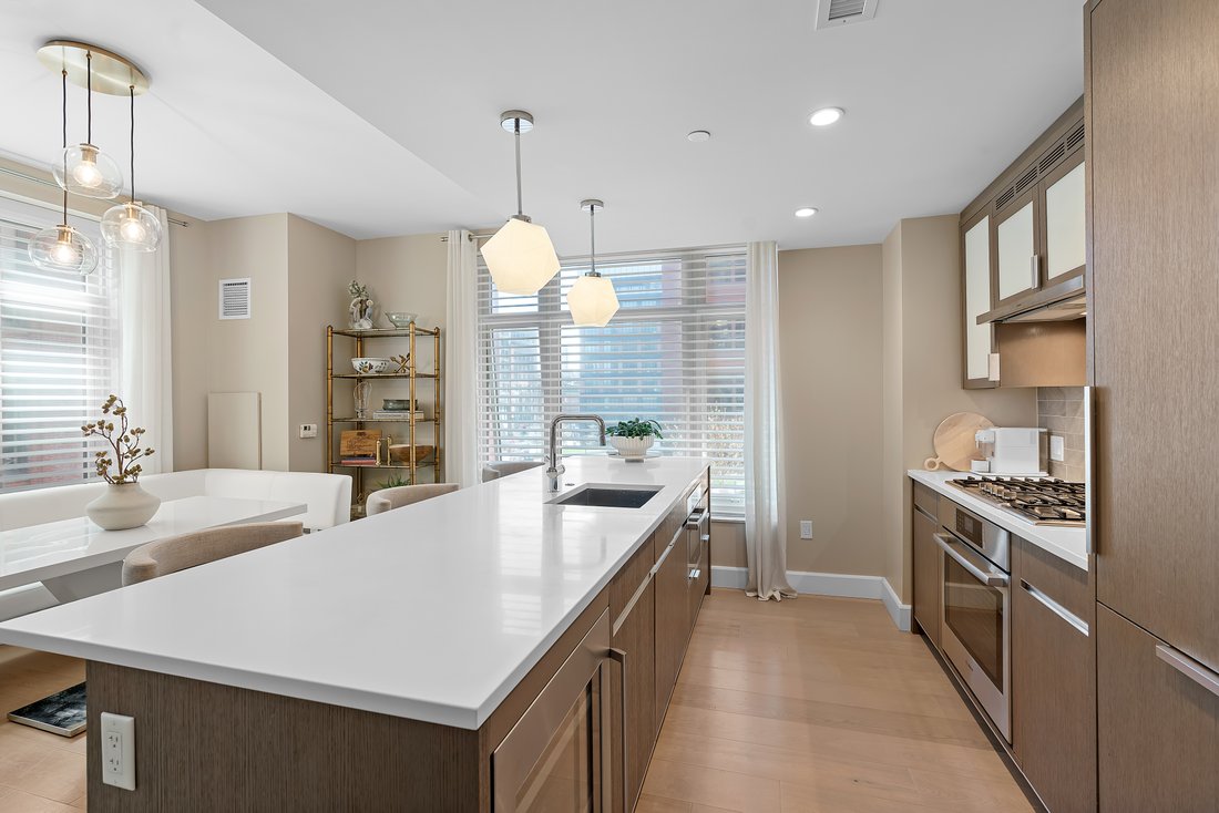 Condo in Boston, Massachusetts, United States 2 - 17946045