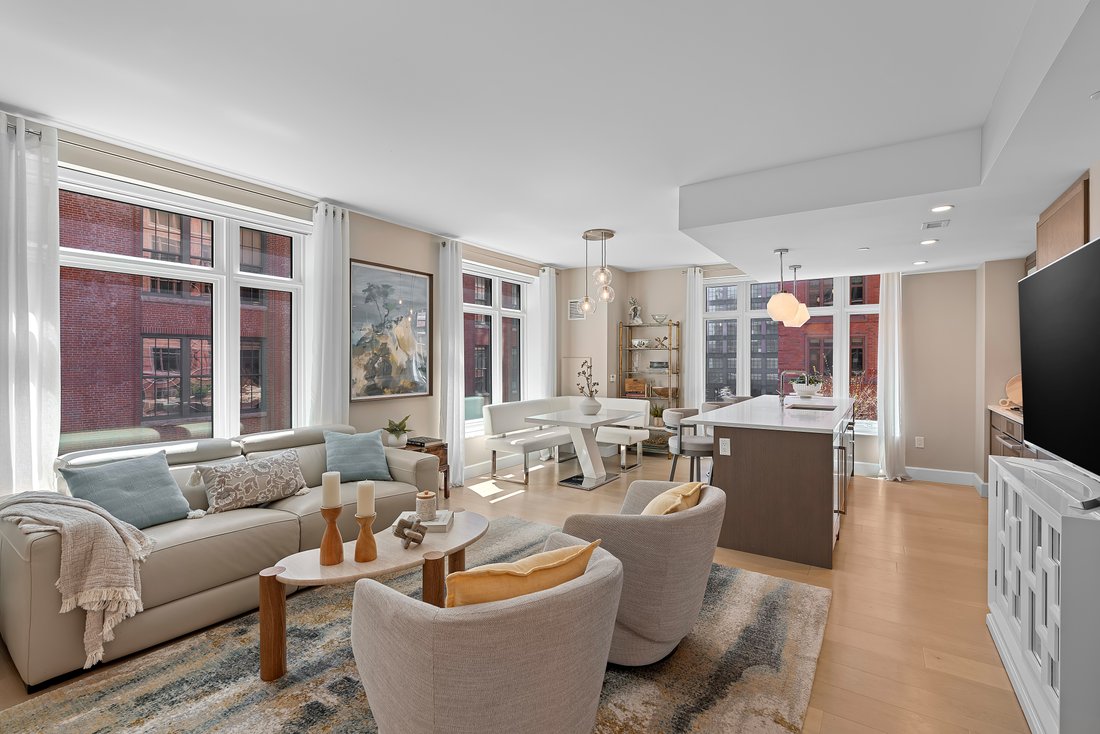 Condo in Boston, Massachusetts, United States 4 - 17946045