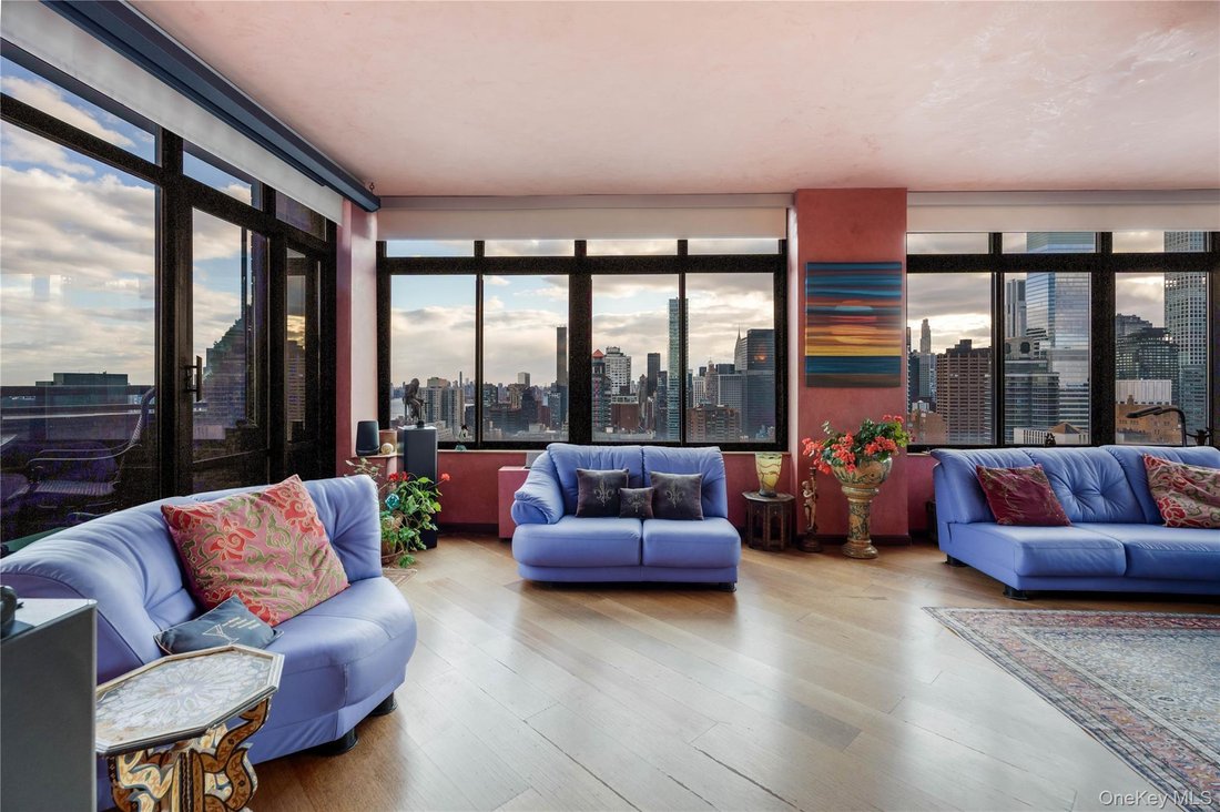 Condo in New York, New York, United States 4 - 17945646