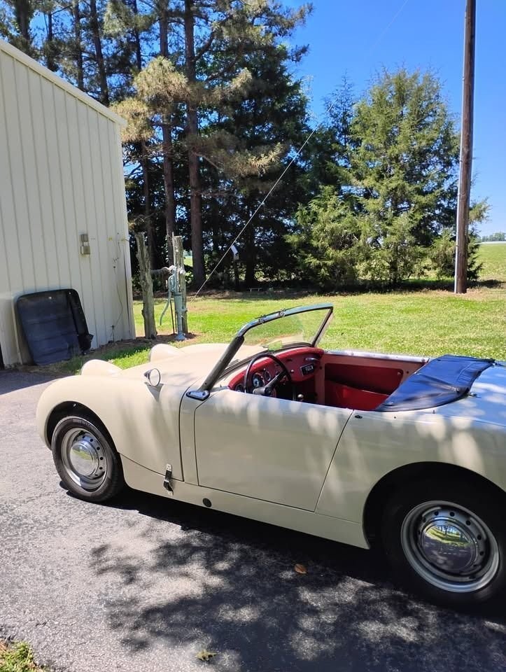 Cabriolet in Glendale, United States 5 - 17945811