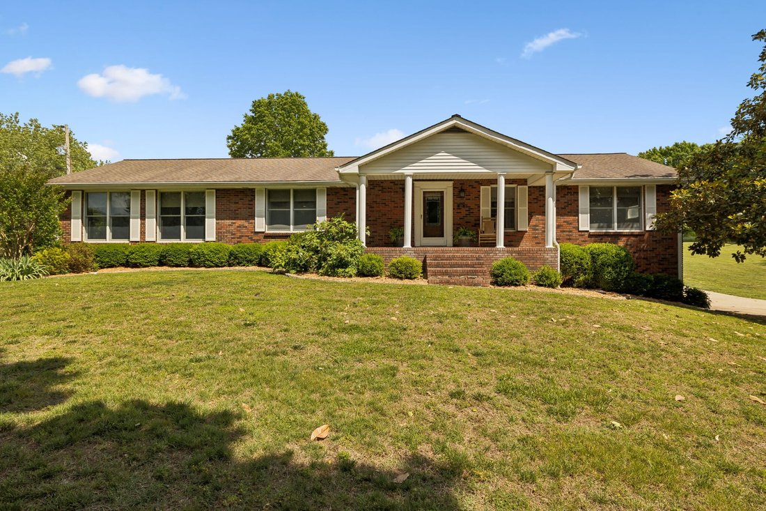 House in Brush Creek, Tennessee, United States 3 - 17946222