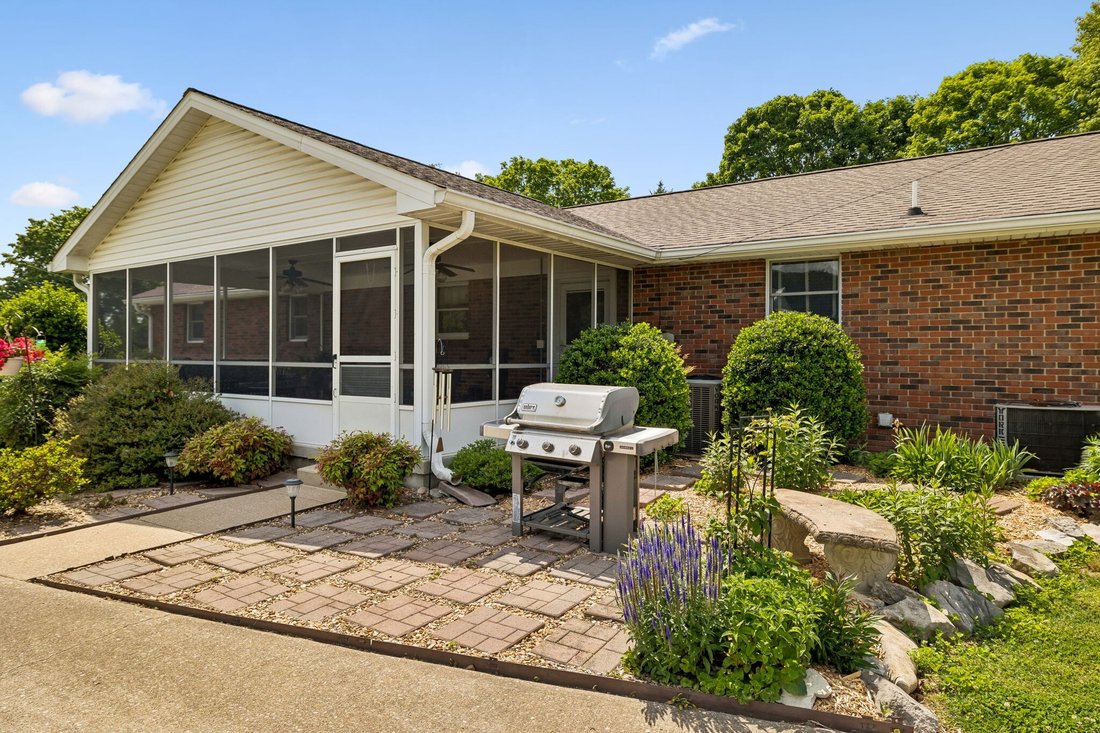 House in Brush Creek, Tennessee, United States 1 - 17946222