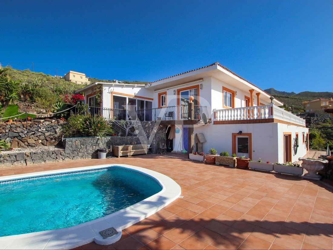 Finca in Adeje, Canary Islands, Spain 2 - 17946348