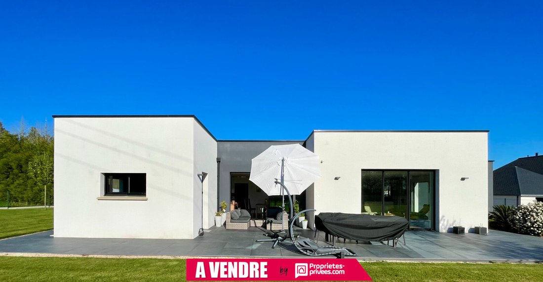 Villa in Saint-Vincent-sur-Oust, Brittany, France 2 - 17946311