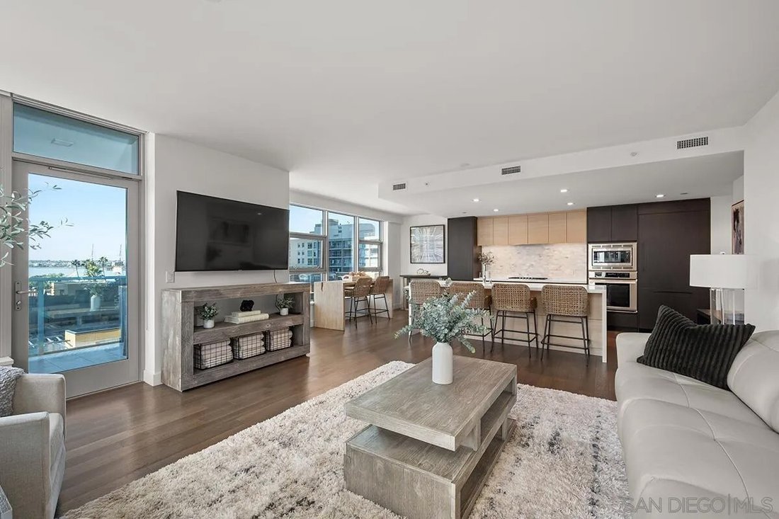 Condo in San Diego, California, United States 2 - 17946341