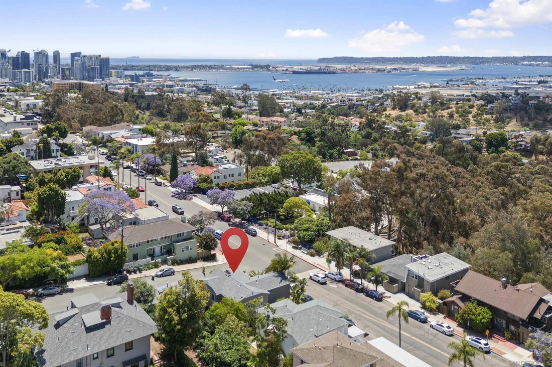 San Diego, California, United States 1 - 17946345