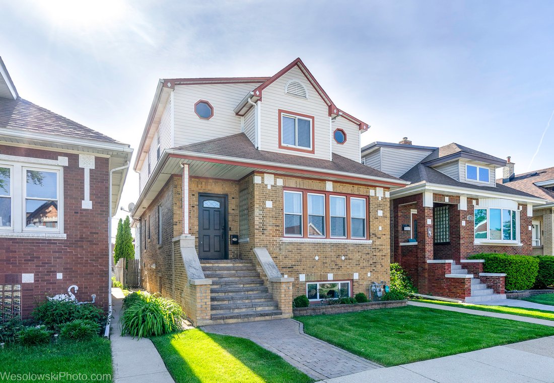 House in Elmwood Park, Illinois, United States 1 - 17946365