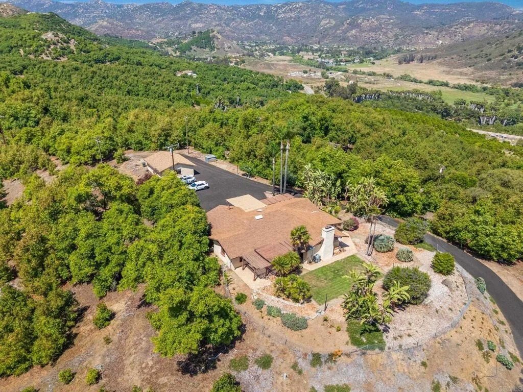 House in Escondido, California, United States 1 - 17946433
