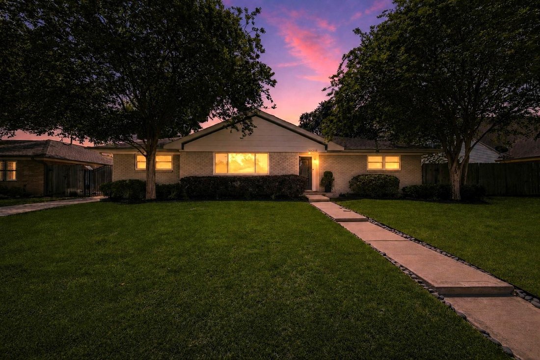 House in Houston, Texas, United States 3 - 17943726