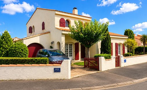 Villa in Gare-Saint Michel, Les Sables-d'Olonne, France 1