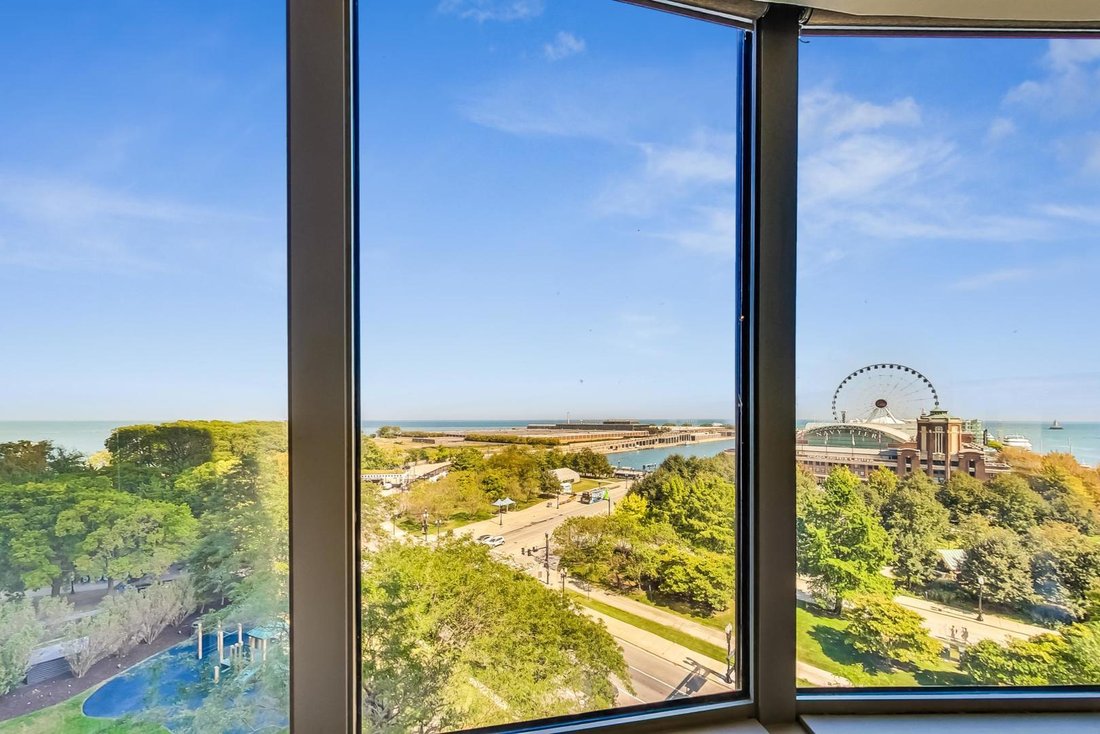 Condo in Chicago, Illinois, United States 3 - 17946287