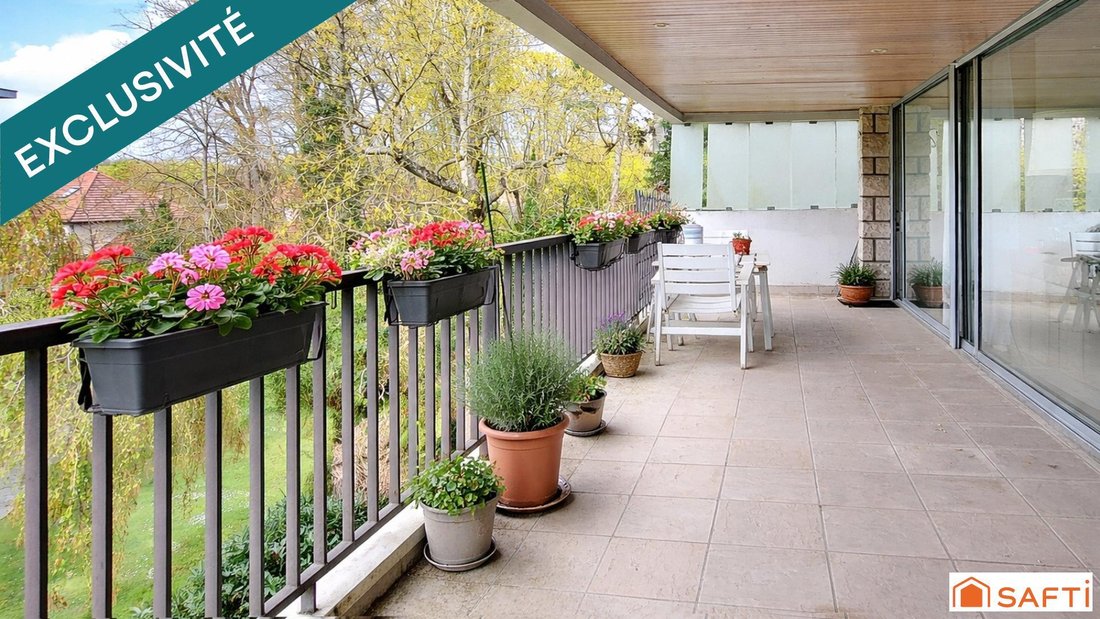 Apartment in Chateau de Vaucresson, Vaucresson, France 4 - 17664539