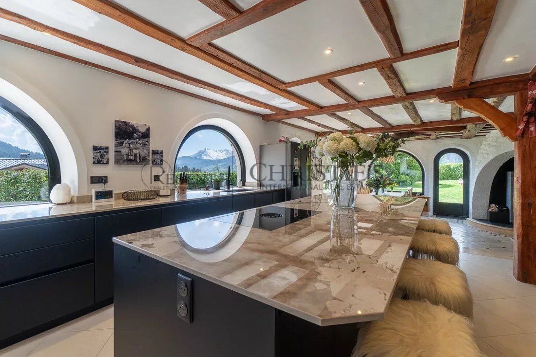 Villa in Les Gets, Auvergne-Rhône-Alpes, France 1 - 17946286
