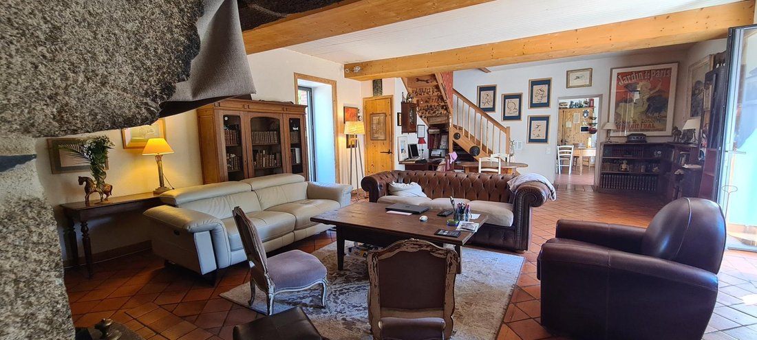 House in La Boissiere-des-Landes, Pays de la Loire, France 2 - 17946825