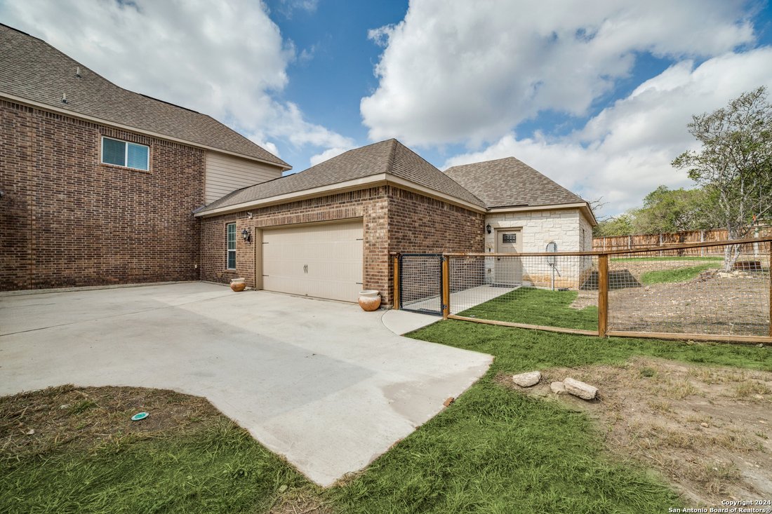 House in Castroville, Texas, United States 5 - 17946542