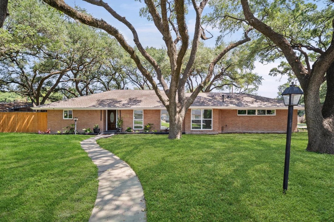 House in Houston, Texas, United States 1 - 17946471