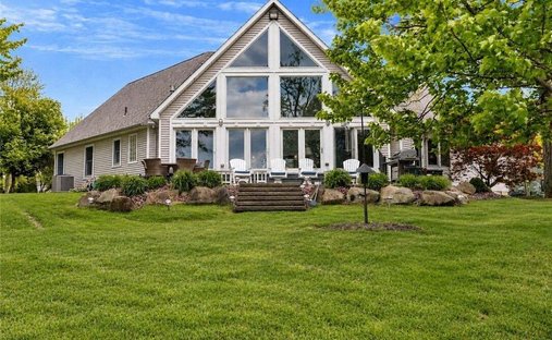 House in Lake Milton, Ohio, United States 1