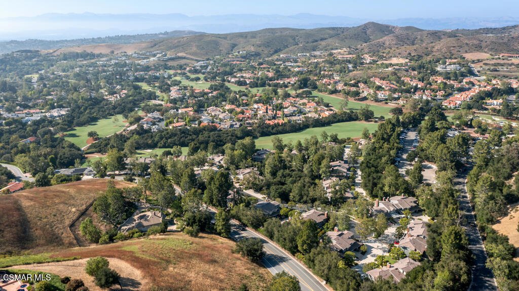Townhouse in Thousand Oaks, California, United States 4 - 17946597