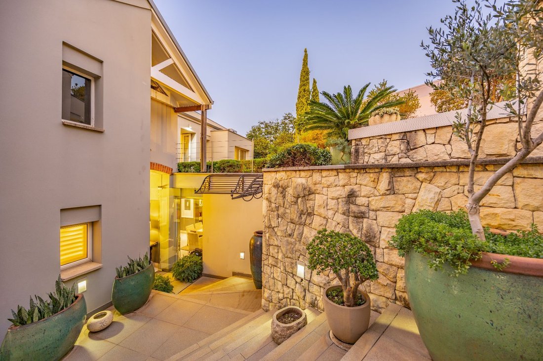 House in Braamfontein, Gauteng, South Africa 2 - 17946554