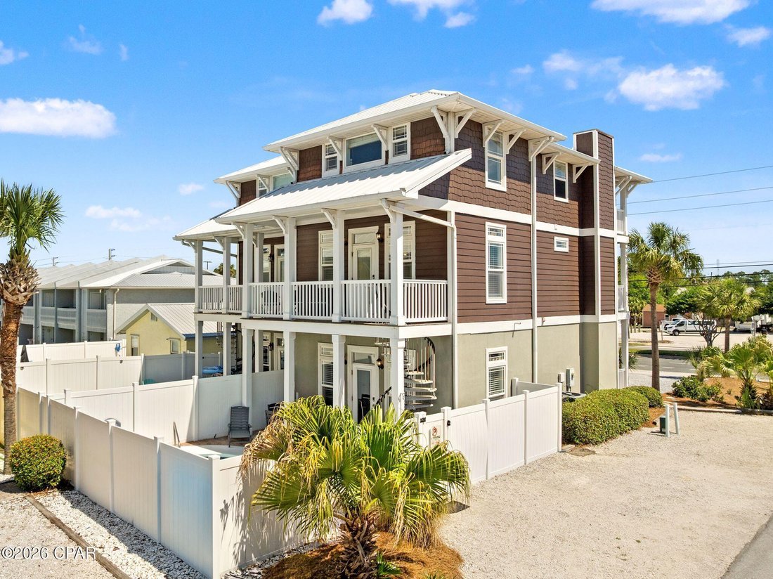 Panama City Beach, Florida, United States 3 - 17946596