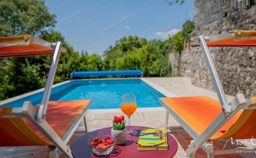 House in Milovići, Tivat Municipality, Montenegro 1