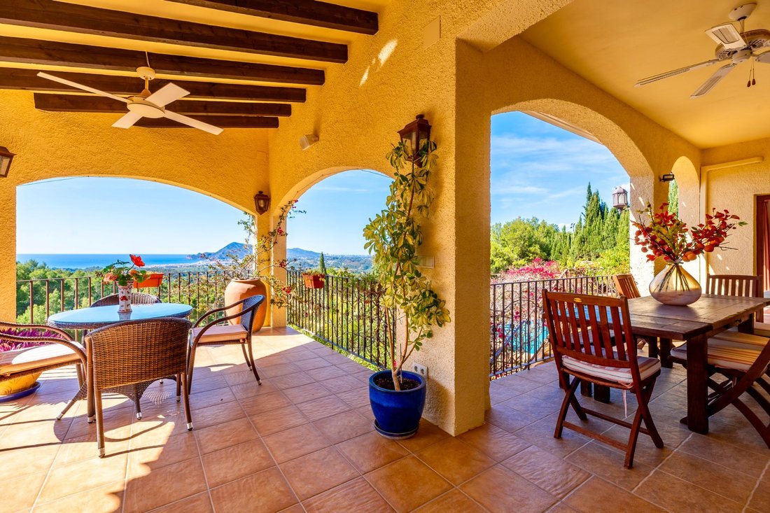 Villa in Altea, Valencian Community, Spain 4 - 17947011