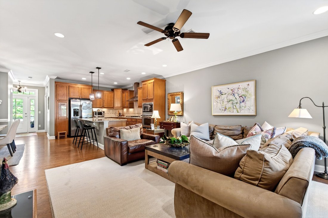 Townhouse in Raleigh, North Carolina, United States 5 - 17946983