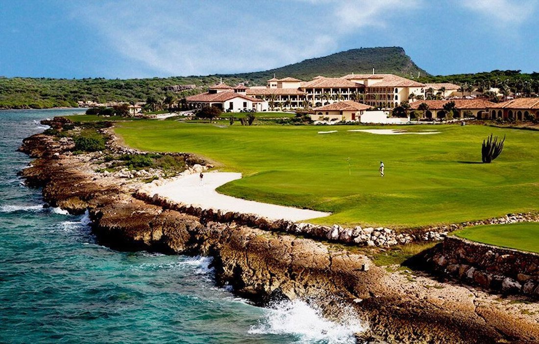 Villa in Willemstad, Curaçao, Curaçao 2 - 17946702