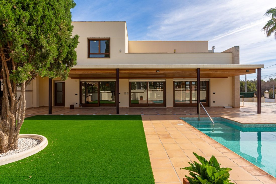 Villa in l'Albir, l'Alfas del Pi, Valencian Community 3 - 17947668