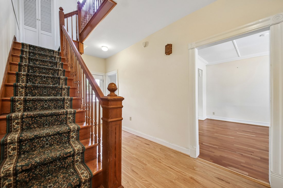 House in Little Falls, New Jersey, United States 4 - 17946984