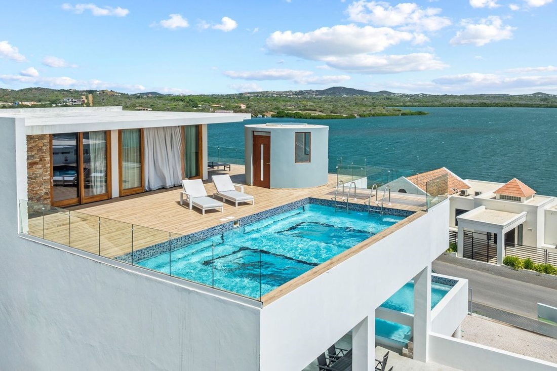 Villa in Willemstad, Curaçao, Curaçao 4 - 17946648