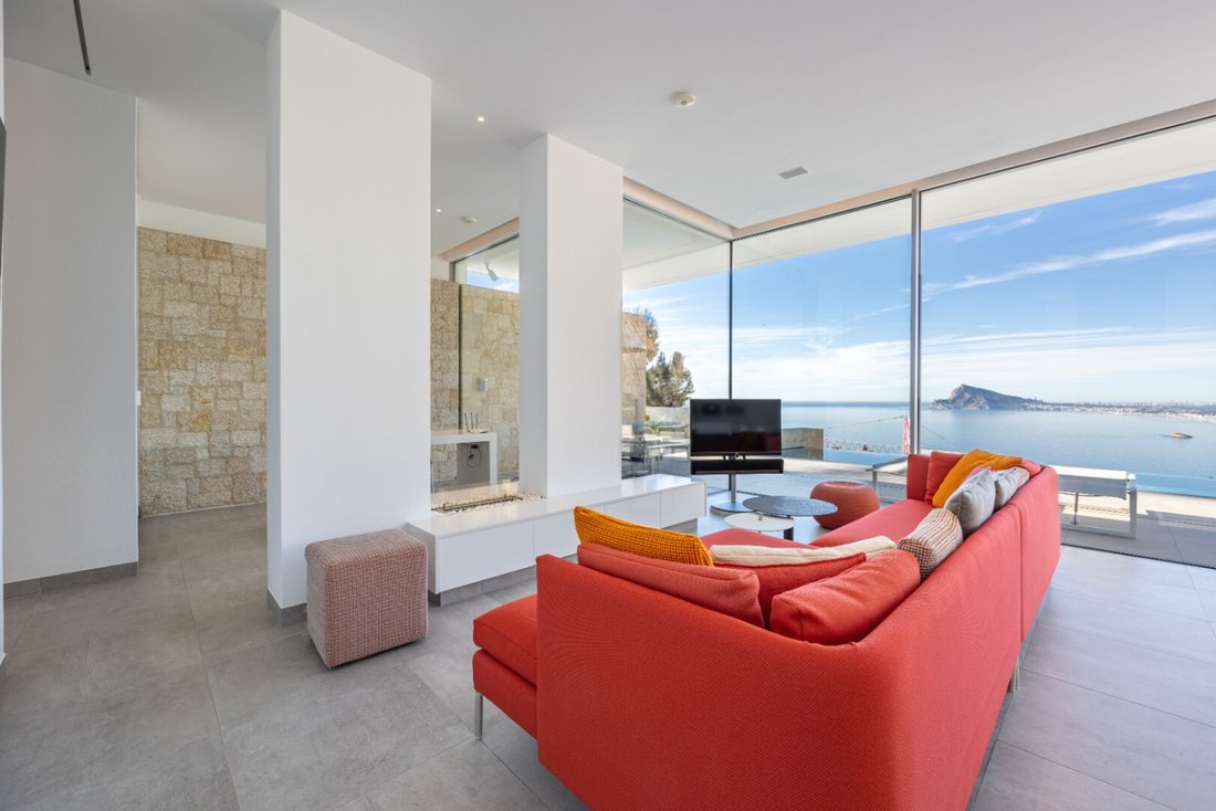 Villa in Zona de Mascarat, Valencian Community, Spain 5 - 17947020