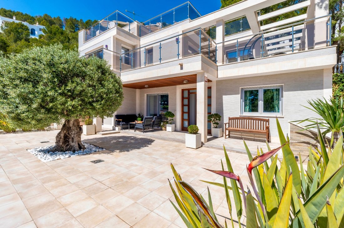 Villa in Zona de Mascarat, Valencian Community, Spain 5 - 17946952