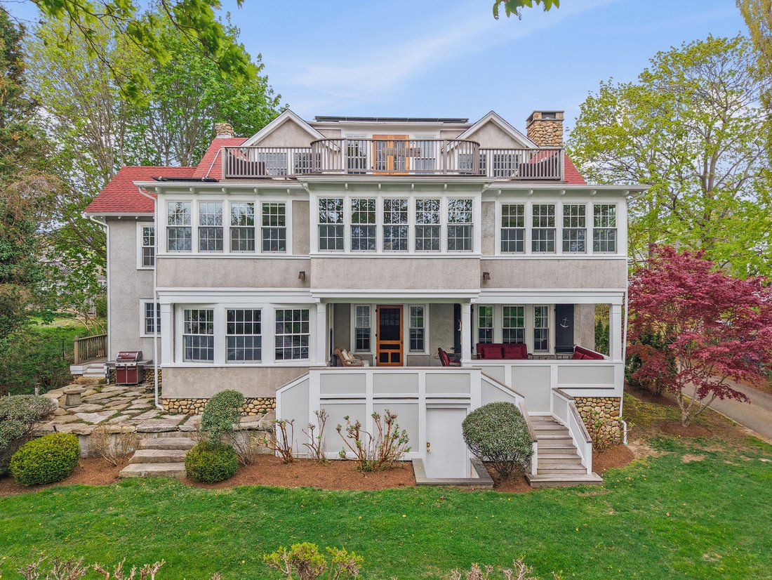 House in Oak Bluffs, Massachusetts, United States 2 - 17949113