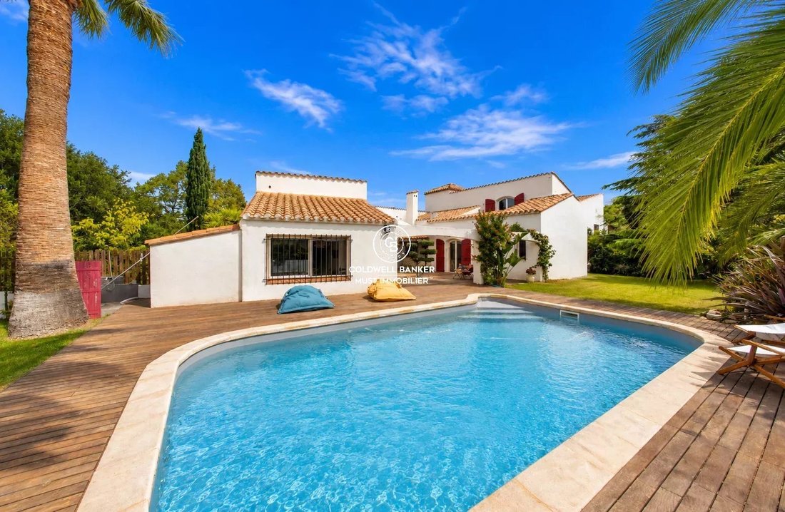 Villa in Village Sud, Canet-en-Roussillon, France 4 - 17389077