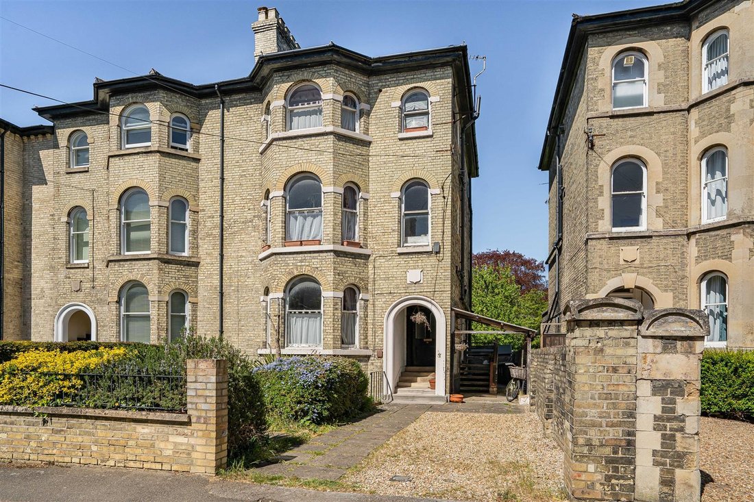 House in Cambridge, England 1 - 17947220