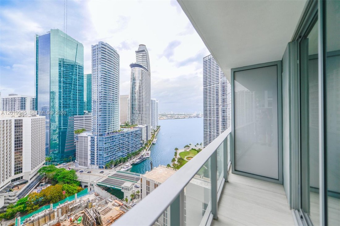 Condo in Miami, Florida, United States 1 - 17953272