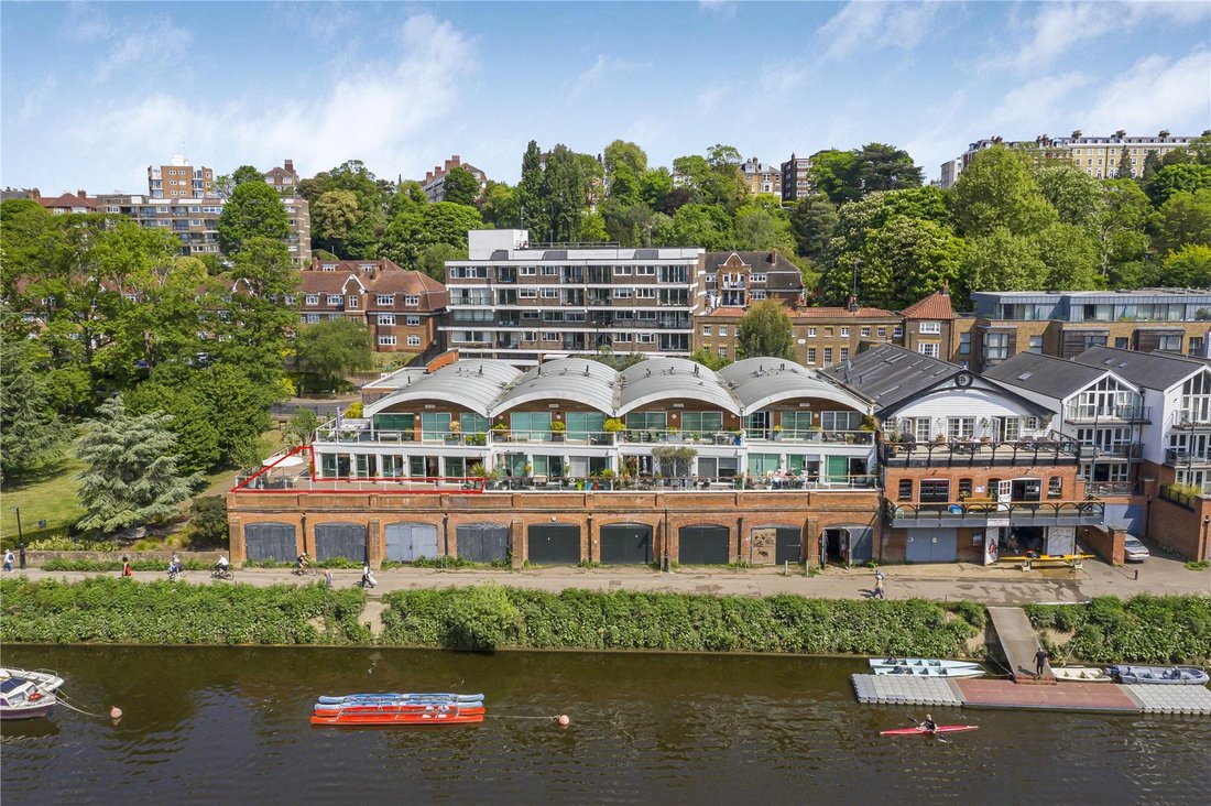 Apartment in Richmond Upon Thames, England 1 - 17311368