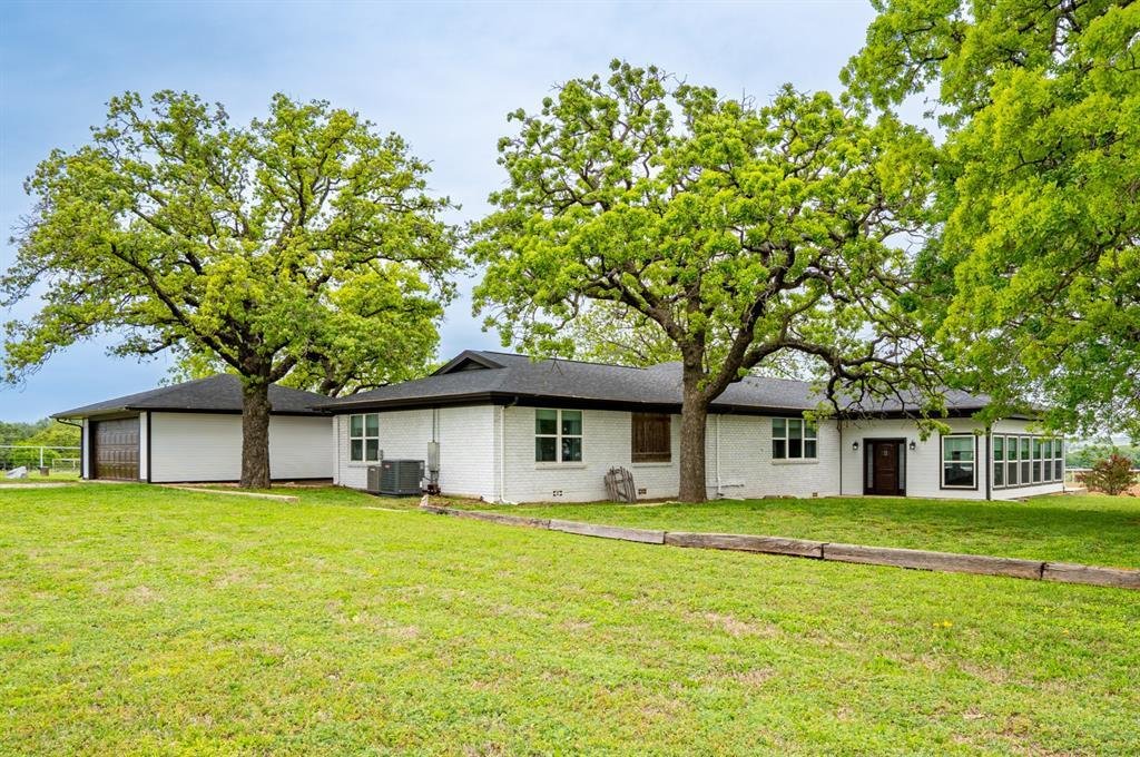 Farm Ranch in Stephenville, Texas, United States 1 - 17952684
