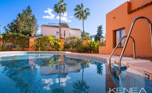 Wohnung in Cancelada, Estepona, Andalusien 1