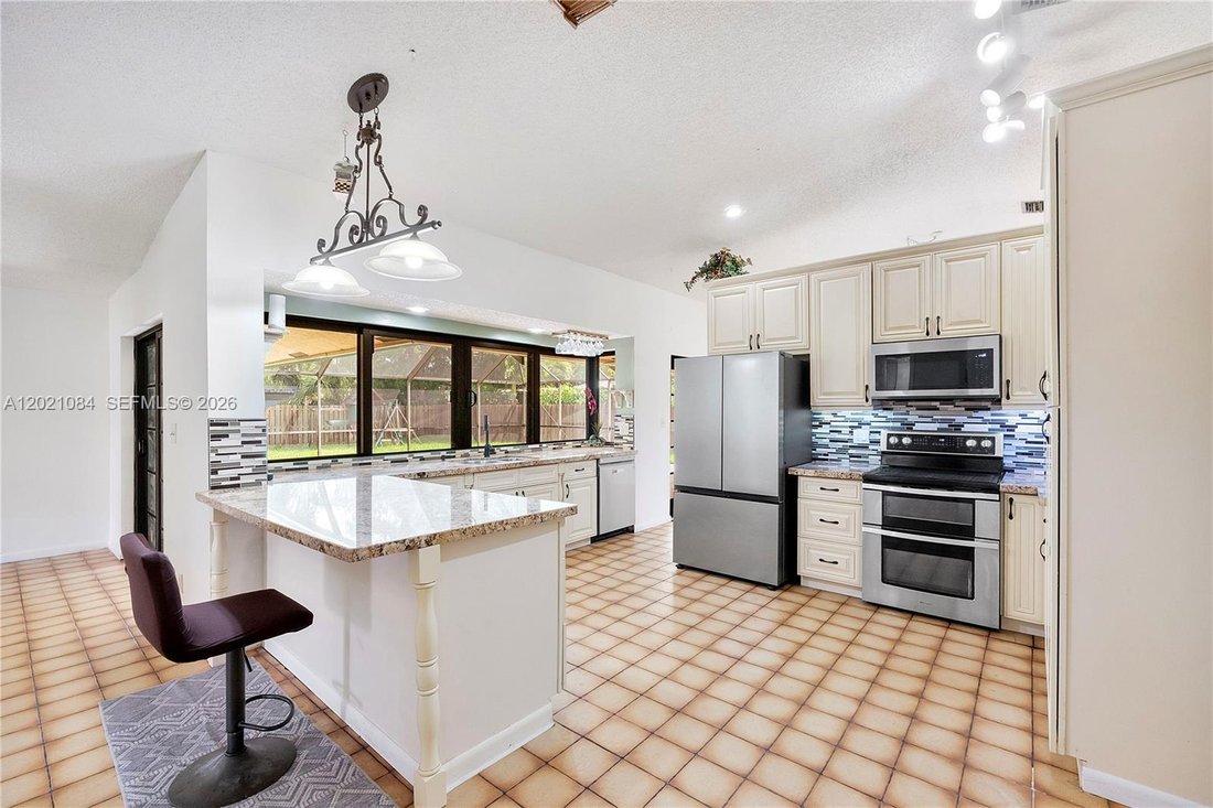 House in Coral Springs, Florida, United States 2 - 17955950