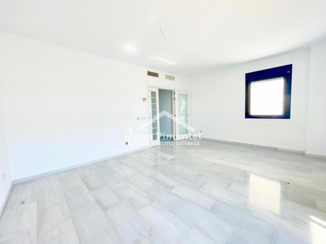Apartment in Estepona, Andalusia, Spain 5 - 17947446