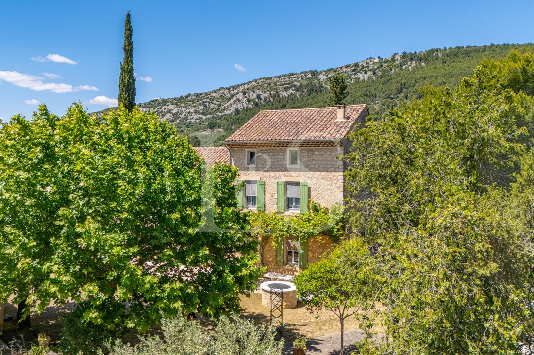 House in Beaumes-de-Venise, Provence-Alpes-Côte d'Azur, France 1 - 17953874