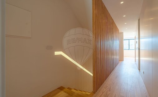 Haus in Matosinhos und Leca da Palmeira, Distrikt Porto, Portugal 1