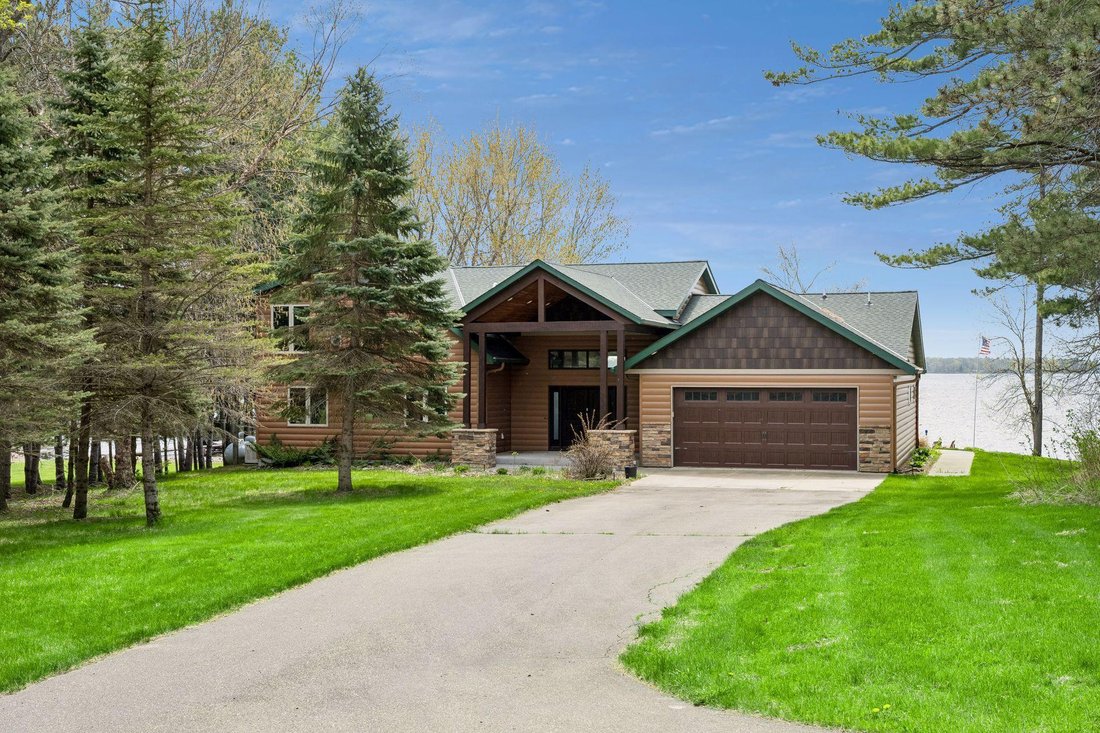 House in Mora, Minnesota, United States 1 - 17948553