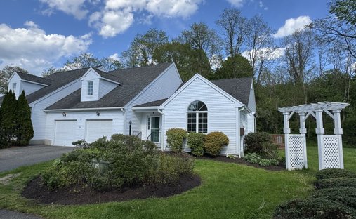 Condo in Warren, Connecticut, United States 1
