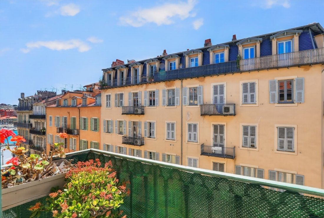 Apartment in Le Port, Nice, France 1 - 17402197