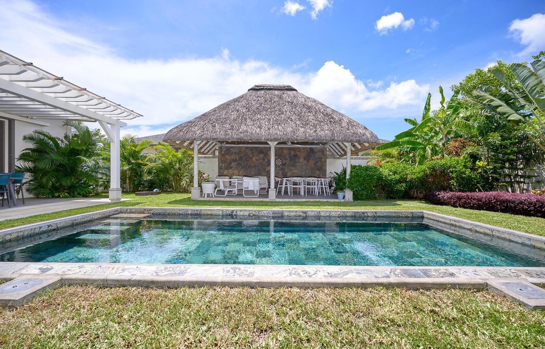 House in Grand Baie, Rivière du Rempart District, Mauritius 2 - 17948141