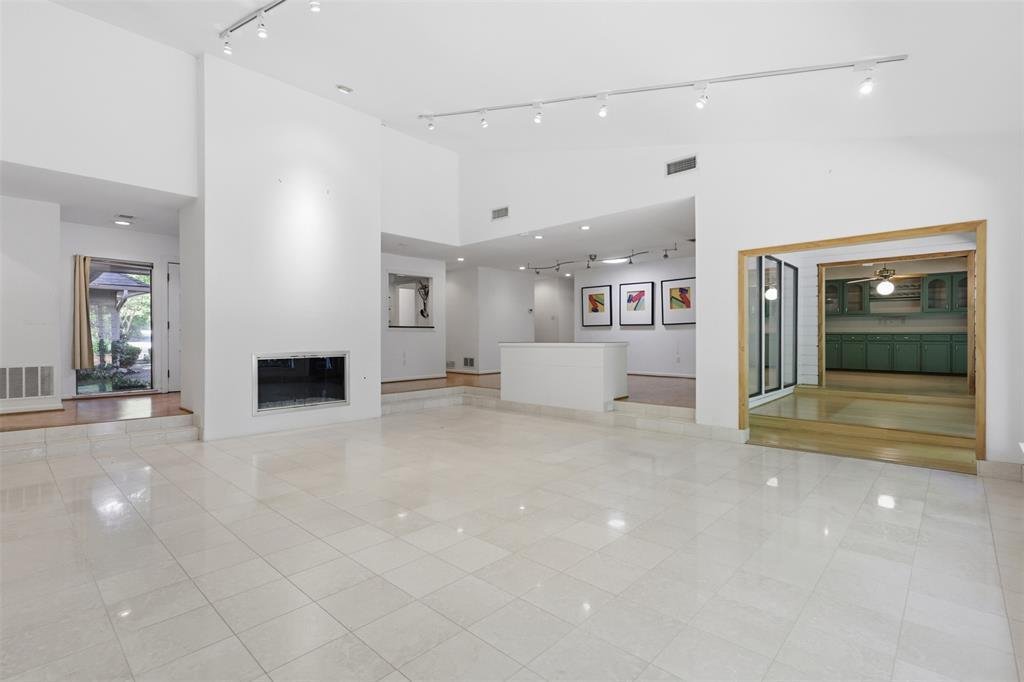 House in Dallas, Texas, United States 5 - 17952127